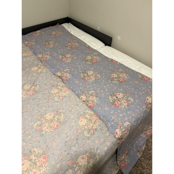 Ralph Lauren Shelter Island King Sheet Flat Floral Blue Shabby Cottage Rose USA - Picture 1 of 8